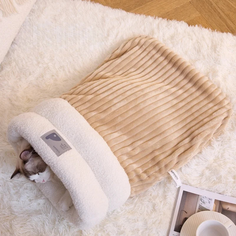 Warming Plush Cat Sleeping Bag Enclosed Snuggle Sack for Winter